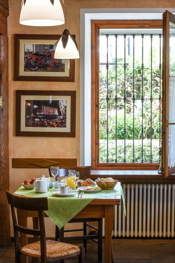 Locanda Dell'Era Dorio Exterior foto